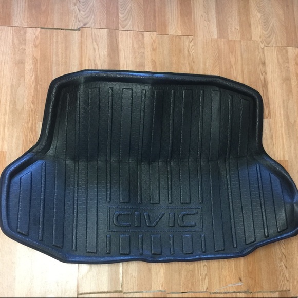 BRAND NEW Trunk mat for Honda Civic - Picture 5 of 6